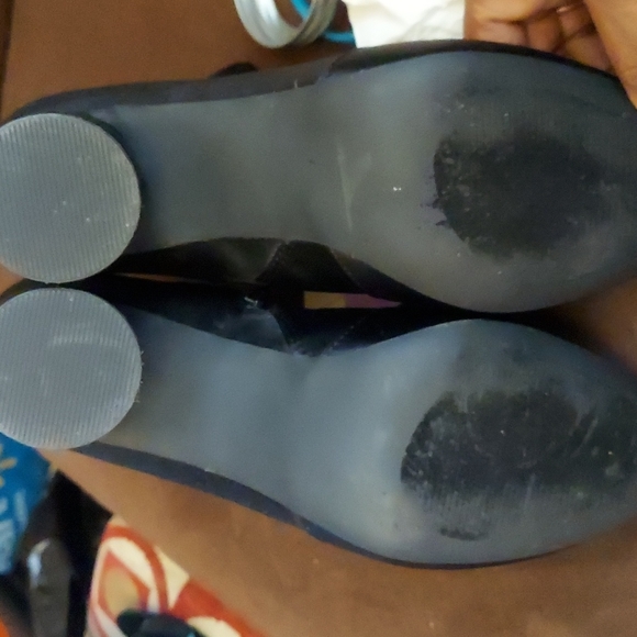 Quintessa booties - Picture 7 of 8